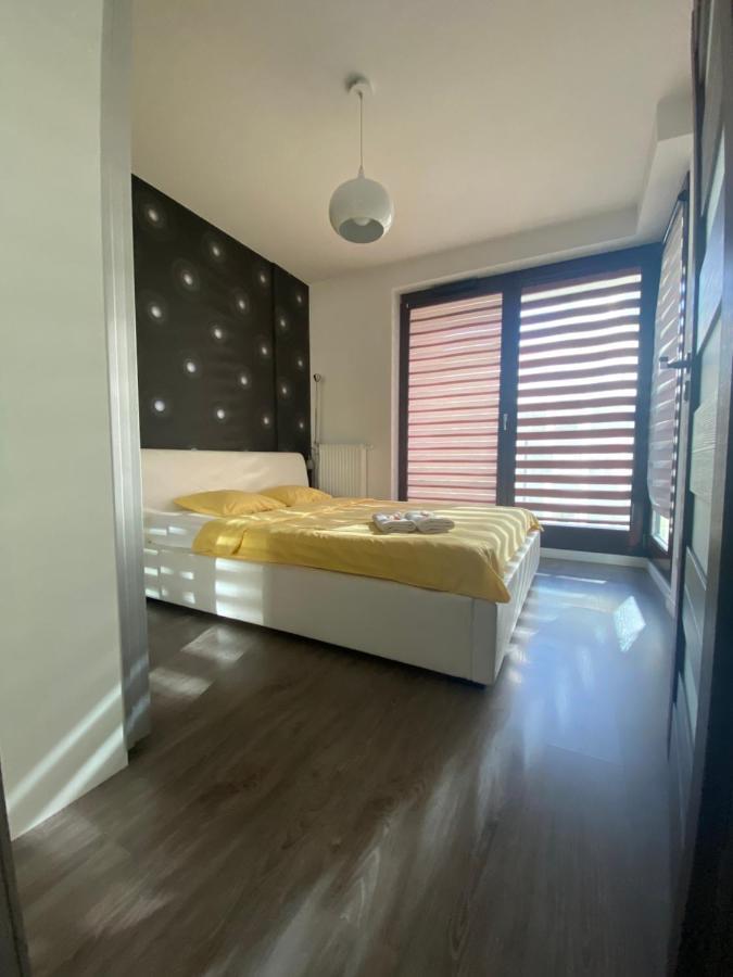 Platinum Towers Apartments Варшава Экстерьер фото